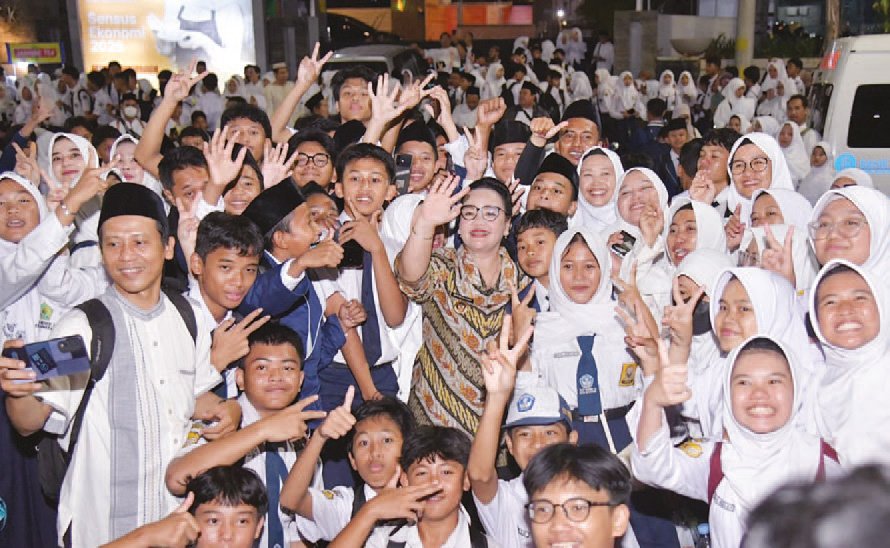 Cetak Rekor, 288.219 Orang Menyanyikan Mars MTQ Nasional di Semarang